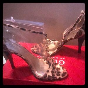 8M satin leopard print heels
